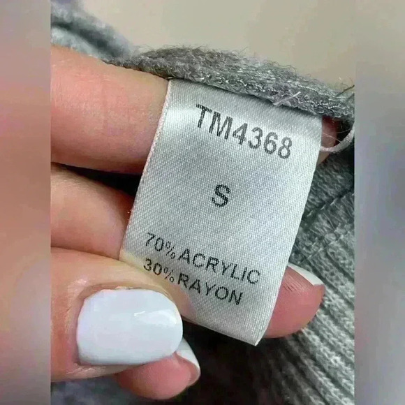 THML- size S sweater - Picture 5 of 8